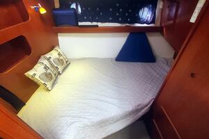 Kissed Some Frogs 42ft Beneteau Yacht For Sale