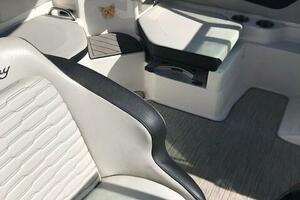 19ft Sea Ray Yacht For Sale