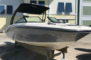 19ft Sea Ray Yacht For Sale