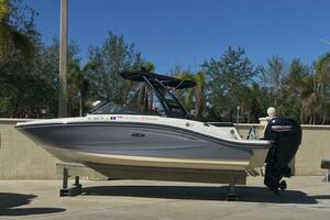 19ft Sea Ray Yacht For Sale