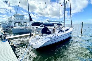 Freedom 37ft Catalina Yacht For Sale