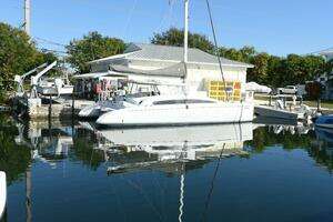 Mano Illio 2015 Maine Cat MC 41 Yacht For Sale in Ramrod Key FL