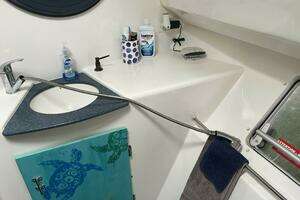 2000 Fountaine Pajot Belize thumbnail 34