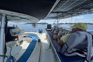 SEA GLASS 43ft Fountaine Pajot Yacht For Sale