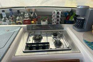2000 Fountaine Pajot Belize thumbnail 23