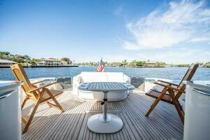 RECON ROYALE 61ft Sea Ray Yacht For Sale