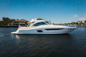 RECON ROYALE 61ft Sea Ray Yacht For Sale