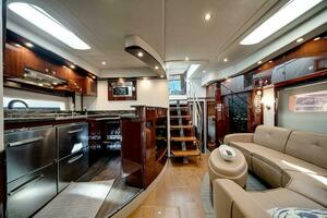RECON ROYALE 61ft Sea Ray Yacht For Sale