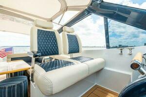 TCB 50ft Palm Beach Motor Yachts Yacht For Sale