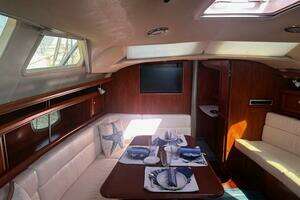 2011 Hunter 45DS thumbnail 21