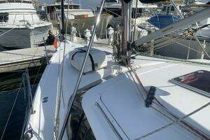 2011 Hunter 45DS thumbnail 3