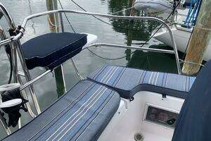 2011 Hunter 45DS thumbnail 12