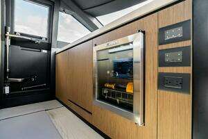 2024 Ferretti Yachts 720 thumbnail 61