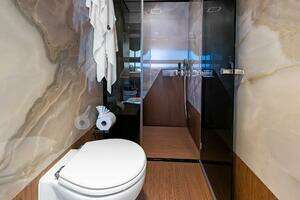 2024 Ferretti Yachts 720 thumbnail 89