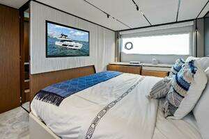 2024 Ferretti Yachts 720 thumbnail 86