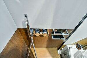 2024 Ferretti Yachts 720 thumbnail 70