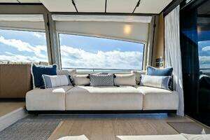 2024 Ferretti Yachts 720 thumbnail 47