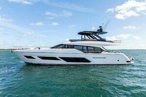 2024 Ferretti Yachts 720 thumbnail 6