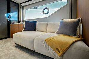 2024 Ferretti Yachts 720 thumbnail 81