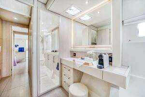2016 Leopard 58 Catamaran thumbnail 33