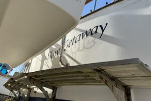 Slow Getaway 34ft Marine Trader Yacht For Sale