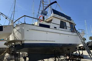 Slow Getaway 34ft Marine Trader Yacht For Sale
