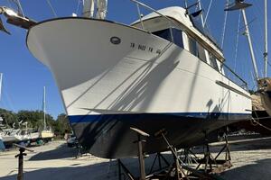 Slow Getaway 34ft Marine Trader Yacht For Sale