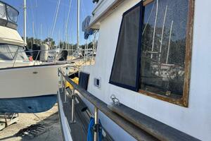 Slow Getaway 34ft Marine Trader Yacht For Sale