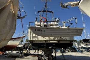 Slow Getaway 34ft Marine Trader Yacht For Sale