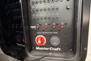 2021 Mastercraft X24 thumbnail 11