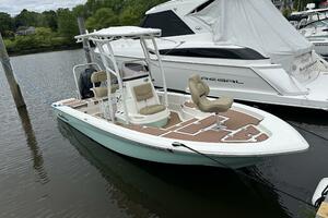 23ft NauticStar Yacht For Sale