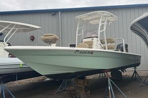 23ft NauticStar Yacht For Sale