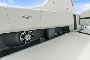 29ft Regal Yacht For Sale