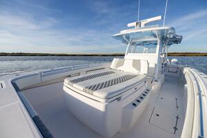 40FT (12.19M) INVINCIBLE