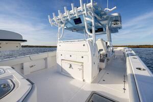 40FT (12.19M) INVINCIBLE