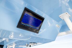 40FT (12.19M) INVINCIBLE