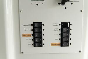 42FT (12.8M) YELLOWFIN