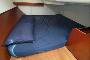 Juliana 33ft Beneteau Yacht For Sale