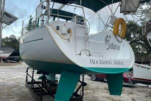 Juliana 33ft Beneteau Yacht For Sale