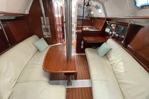 Juliana 33ft Beneteau Yacht For Sale
