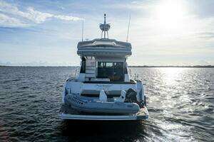 2017 Galeon 560 Sky thumbnail 10