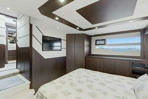 2017 Galeon 560 Sky thumbnail 27