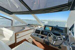 2017 Galeon 560 Sky thumbnail 22