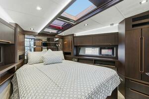 Galeon 58 560 Sky Nuckingfuts- VIP Stateroom