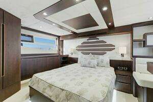 2017 Galeon 560 Sky thumbnail 32