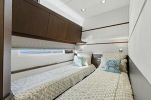 Galeon 58 560 Sky Nuckingfuts- Twin Cabin