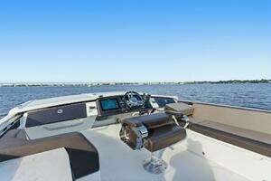 2017 Galeon 560 Sky thumbnail 45