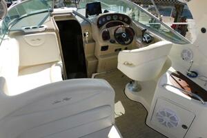 Motor Boatin 29ft Sea Ray Yacht For Sale