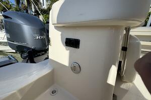 30ft Grady White Yacht For Sale