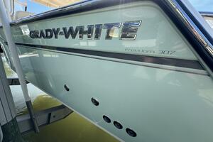 30ft Grady White Yacht For Sale